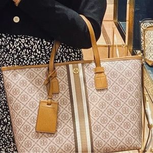 TB bag medium with shoulder strip